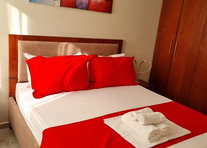 Gloria Prestige * Tirana